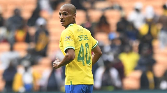 former-mamelodi-sundowns-star-rivaldo-coetzee-targets-career-revival-with-sekhukhune-united-2