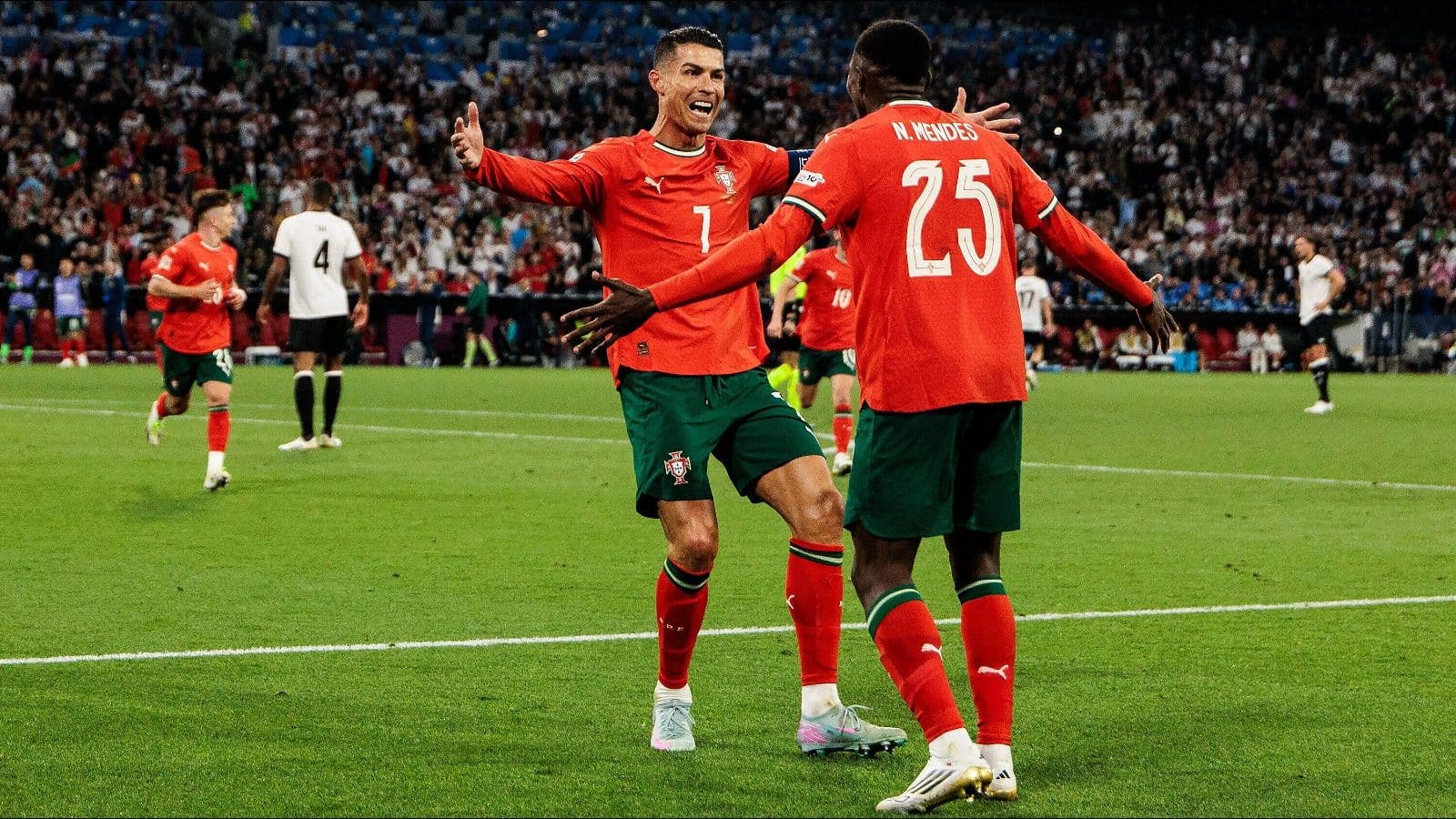 Cristiano Ronaldo's heroics fire Portugal to UEFA Nations League final
