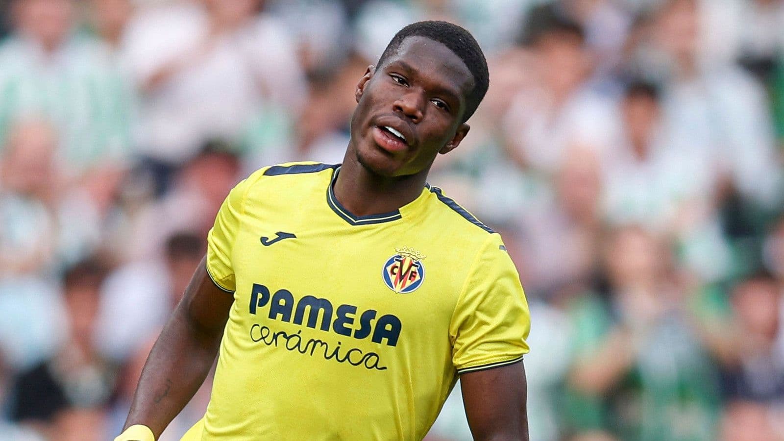 Vodacom Soccer | News | Report: Everton consider move for Villarreal  striker Thierno Barry