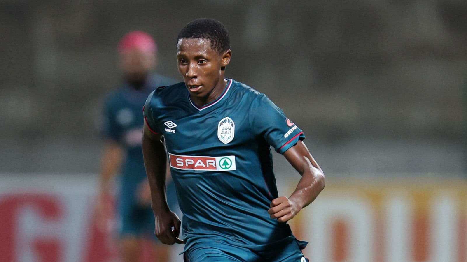 Vodacom Soccer | News | Orlando Pirates fans on alert as club eyes multiple signings after Tshepang Moremi capture