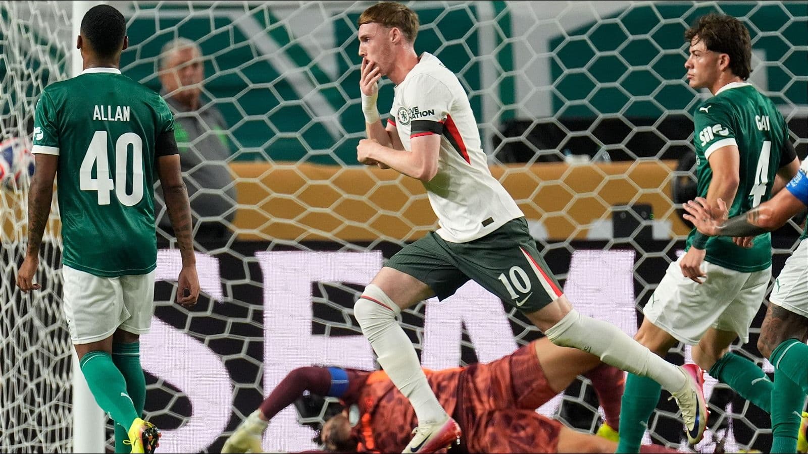 Chelsea and Fluminense surge into FIFA Club World Cup semi-finals