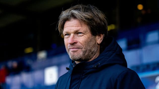 cape-town-city-confident-of-betway-premiership-return-says-head-coach-jan-vreman-2