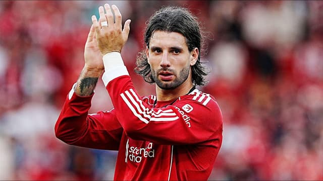 arne-slot-dominik-szoboszlai-is-only-a-stop-gap-winger-for-liverpool-2