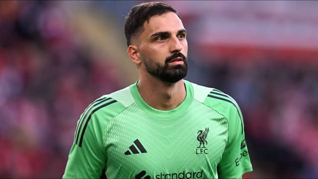 liverpool-keeper-giorgi-mamardashvili-fine-after-merseyside-derby-injury-blow
