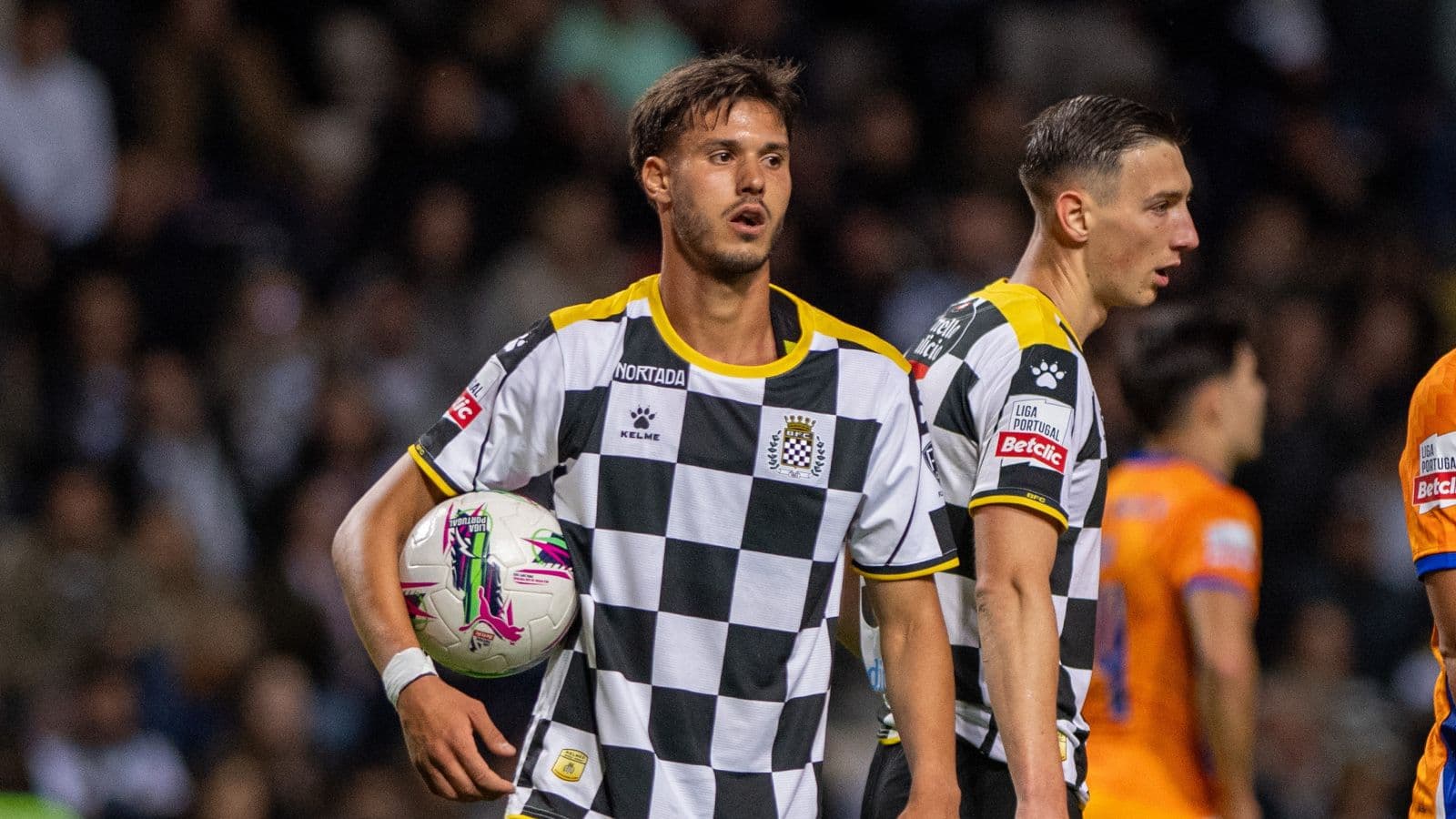 Vodacom Soccer | News | Sundowns close to completing capture of Portugal midfielder Miguel Reisinho, says Miguel Cardoso