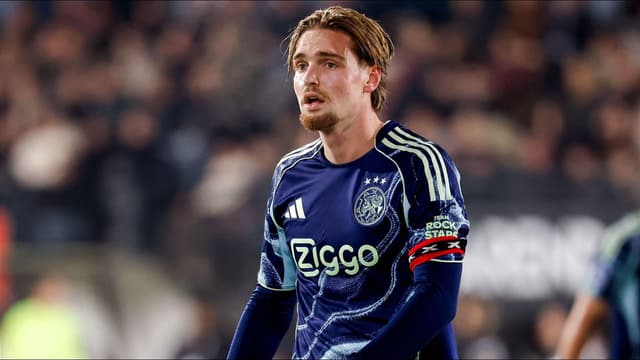 ajax-midfielder-kenneth-taylor-seals-lazio-move-1