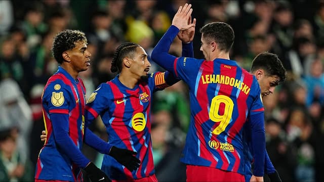 la-liga-yamal-stars-barcelona-hammer-villarreal-to-extend-lead-at-the-top-1