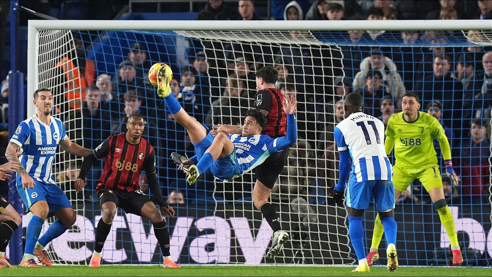 Fabian Hurzeler blasts penalty call as Kostoulas strikes late to rescue Brighton