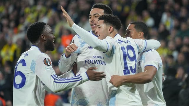 unai-emery-hails-aston-villa-grit-as-jadon-sancho-strike-seals-last-16-spot-2