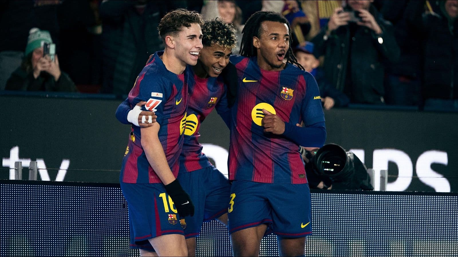 Barcelona, Atletico and La Real flex muscle as La Liga Sunday delivers big statements