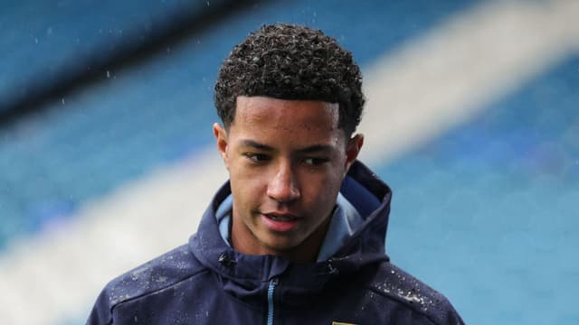 wonderkid-yisa-alao-becomes-liam-roseniors-first-signing-at-chelsea-1