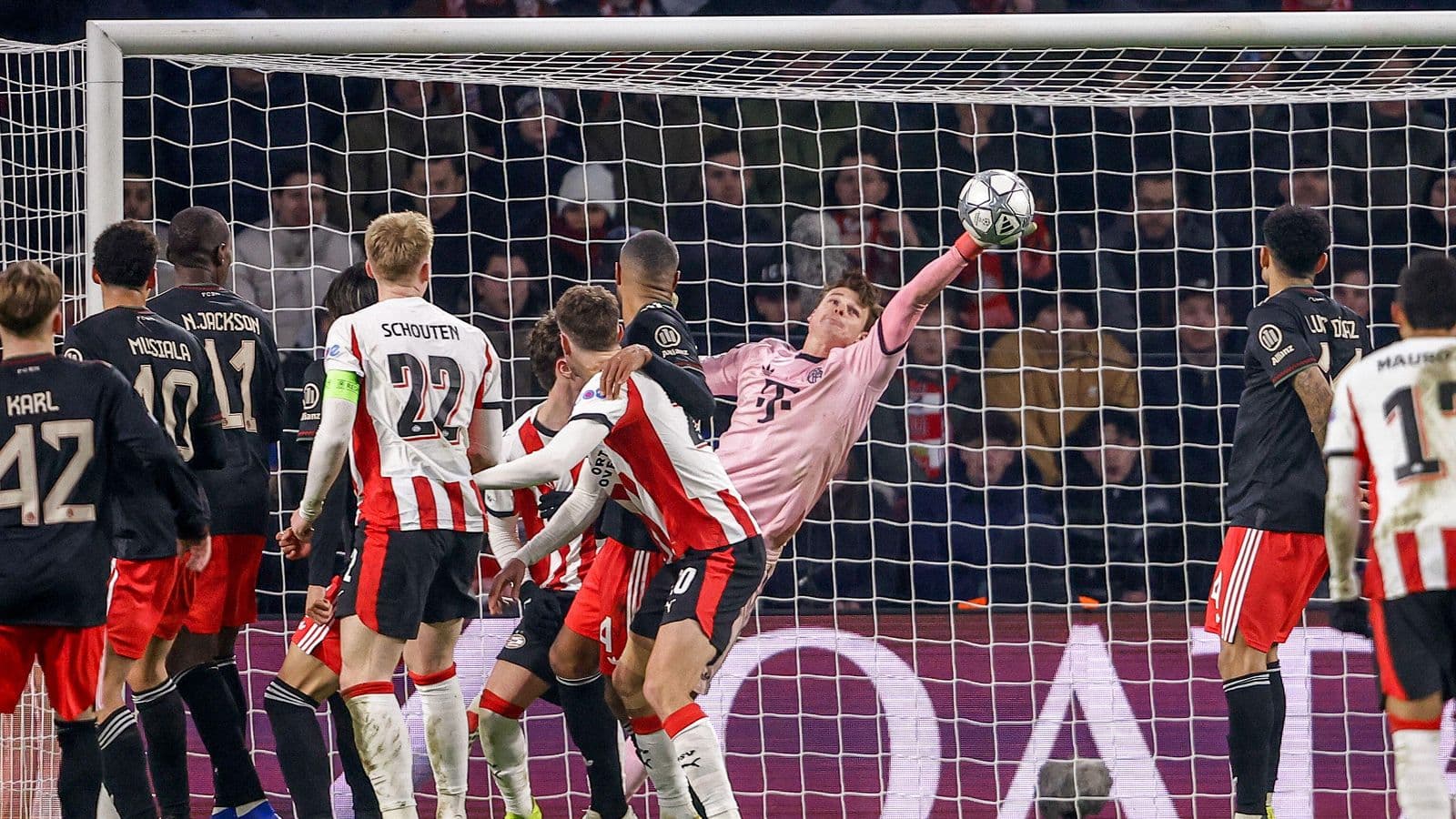 Jonas Urbig praises Bayern Munich versatility after Champions League win at Eindoven