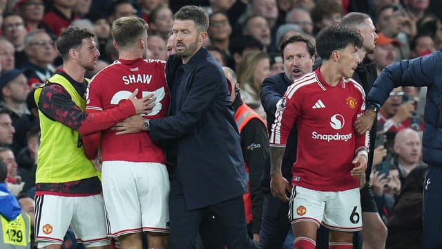 carrick-shares-mixed-feelings-after-man-united-draw-against-tottenham-1