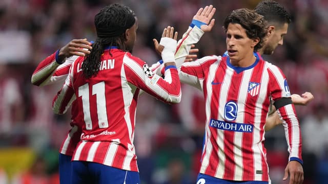 atletico-madrid-punish-early-lapse-and-yoro-red-card-to-beat-man-united-2