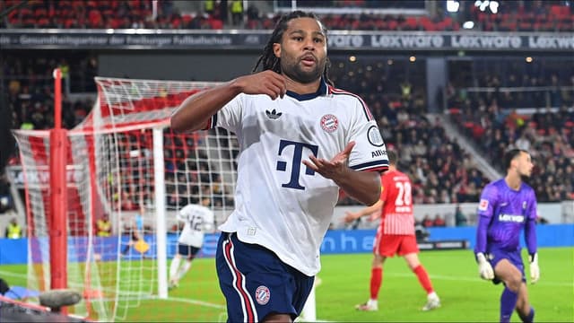 bayern-munich-sink-freiburg-to-seize-top-spot-ahead-of-der-klassiker