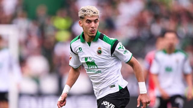 morocco-star-yassir-zabiris-goalscoring-form-puts-racing-santander-coach-on-alert