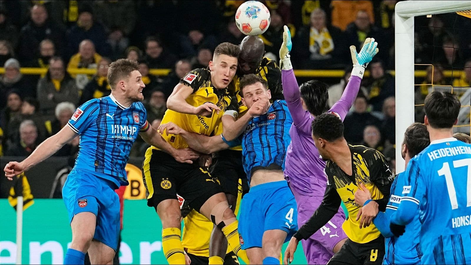 Nico Schlotterbeck declares title race 'back on' on after Dortmund's dramatic win