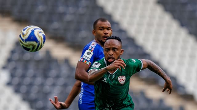 sekhukhune-united-midfielder-lebogang-phiri-reveals-details-of-failed-kaizer-chiefs-move-1