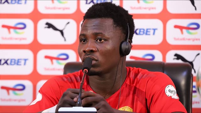 alhassane-bangoura-looks-ahead-after-mc-algers-caf-champions-league-exit