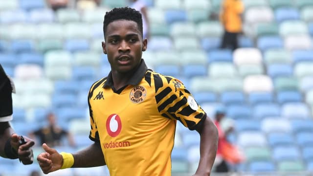 khalil-ben-youssef-backs-mfundo-vilakazis-versatility-at-kaizer-chiefs-3