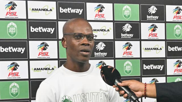 we-deserved-at-least-a-point-ama-zulu-coach-arthur-zwane-disappointed-with-sundowns-defeat-2