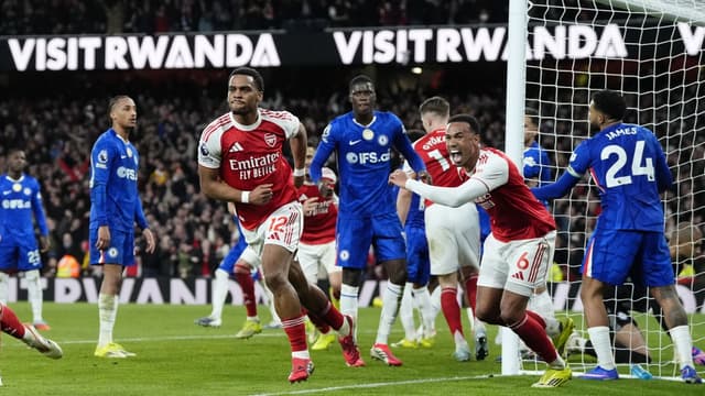 arsenal-edge-10-man-chelsea-to-maintain-premier-league-title-hopes-1