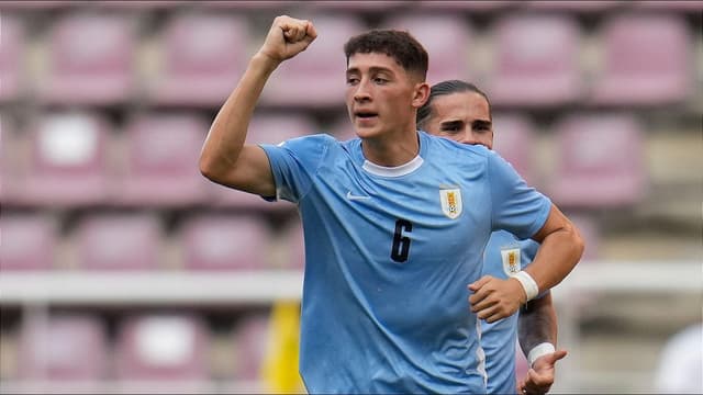 hansi-flick-turns-to-teen-defender-patricio-pacifico-after-barcelona-injury-crisis-1