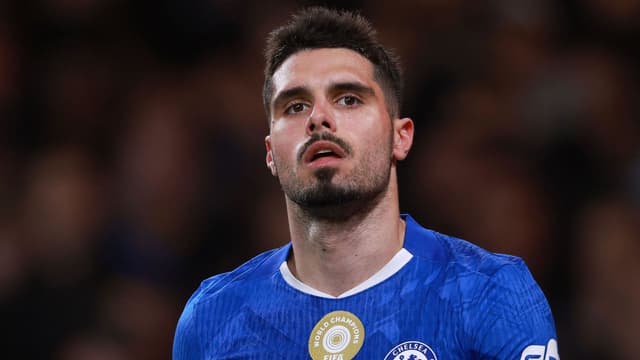 fa-charges-chelseas-pedro-neto-after-arsenal-sending-off