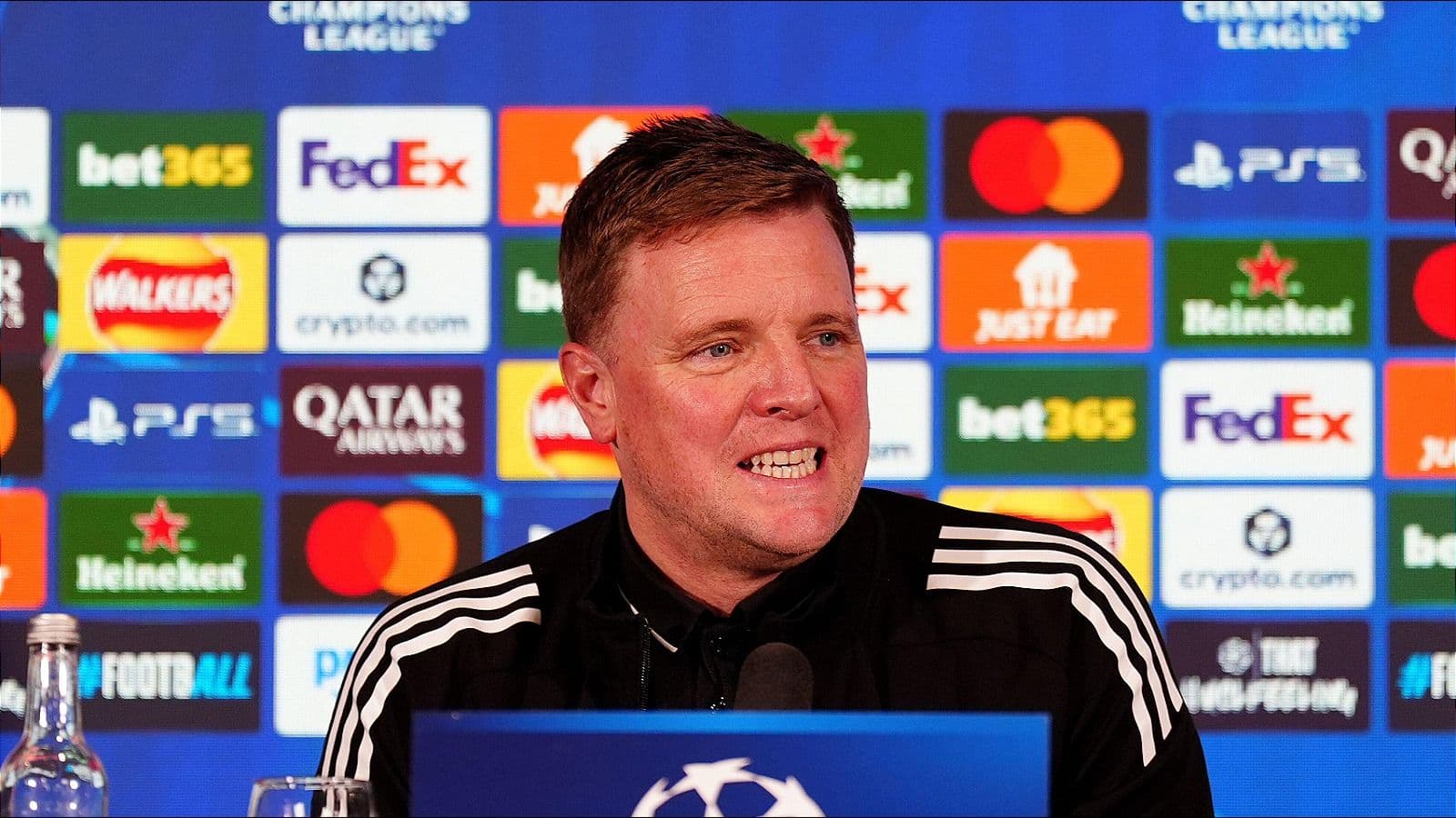 Eddie Howe challenges Newcastle to 'become legends' against Barcelona