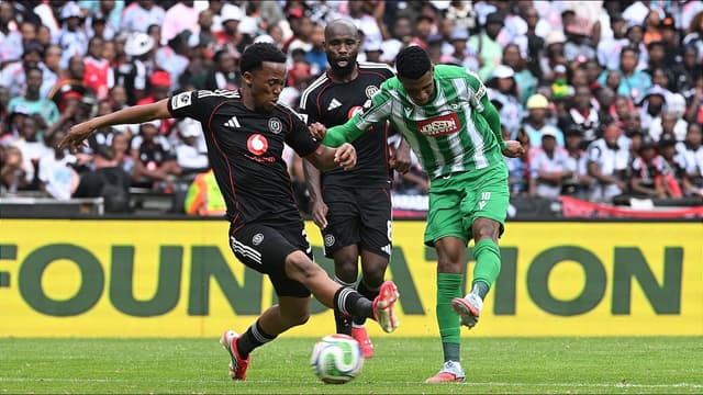 orlando-pirates-held-by-siwelele-as-betway-premiership-title-race-intensifies-4