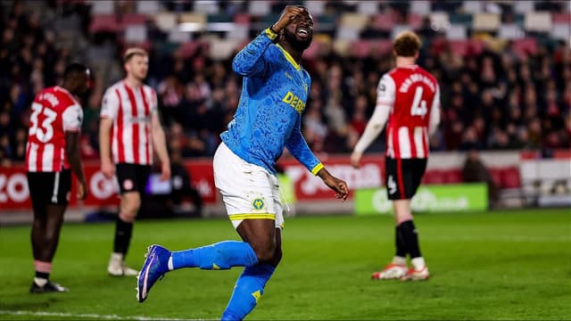 rob-edwards-sees-promise-as-wolves-storm-back-at-brentford-but-fail-to-win