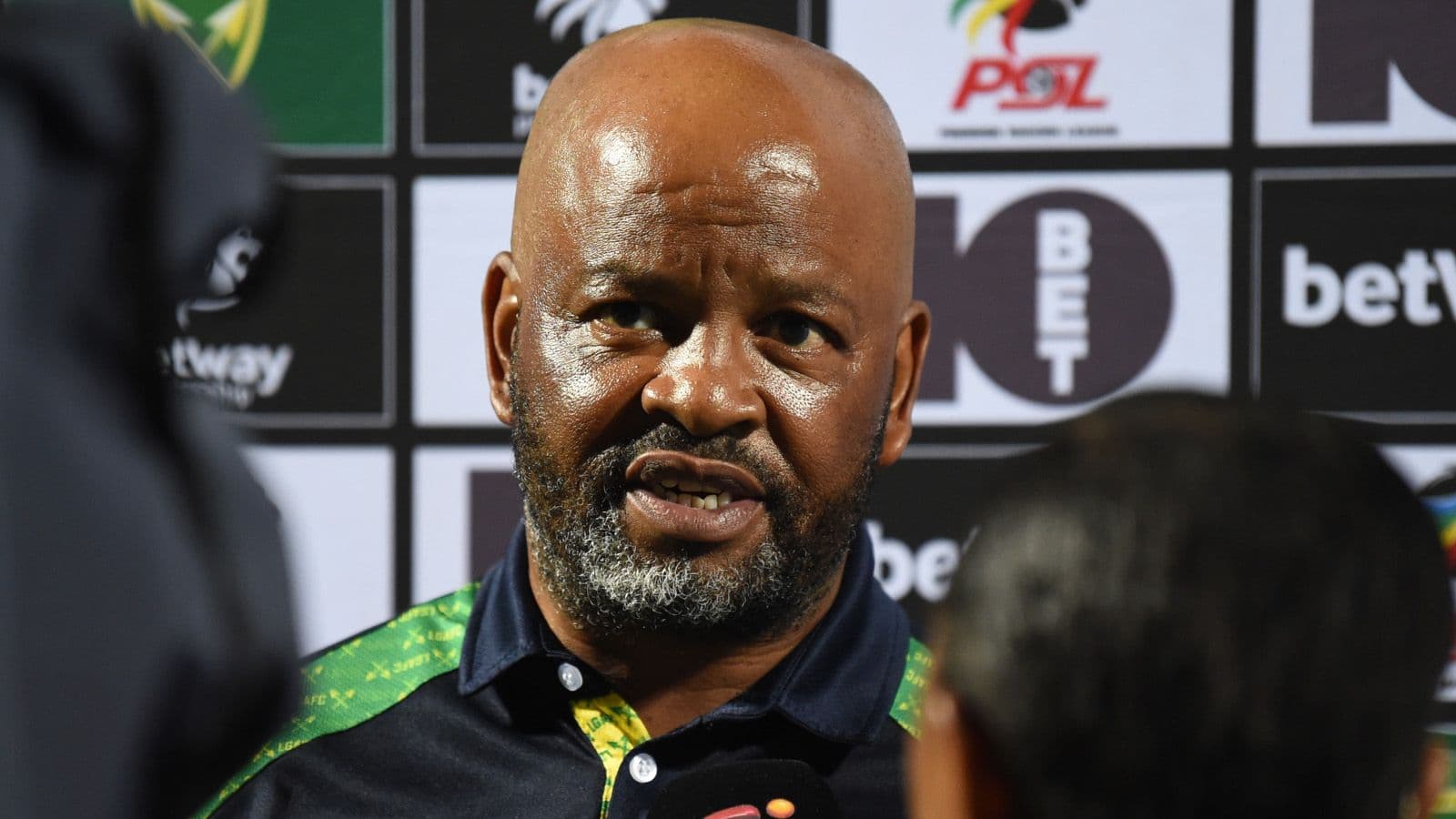 Manqoba Mngqithi turns focus to Young Africans after failed Kaizer Chiefs move
