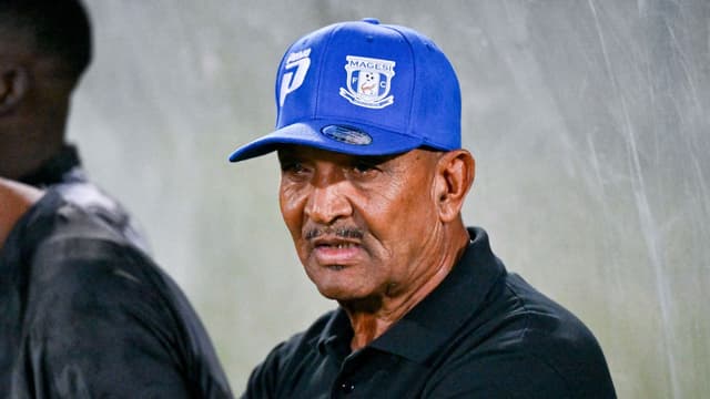 magesi-coach-allan-freese-reflects-on-kaizer-chiefs-defeat-individual-mistakes-are-costing-the-team-1