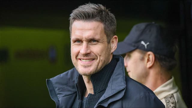 sebastian-kehl-leaves-borussia-dortmund-by-surprise-after-win