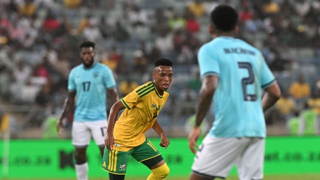 panama-head-coach-thomas-christiansen-heaps-praise-on-bafana-star-relebohile-mofokeng-1
