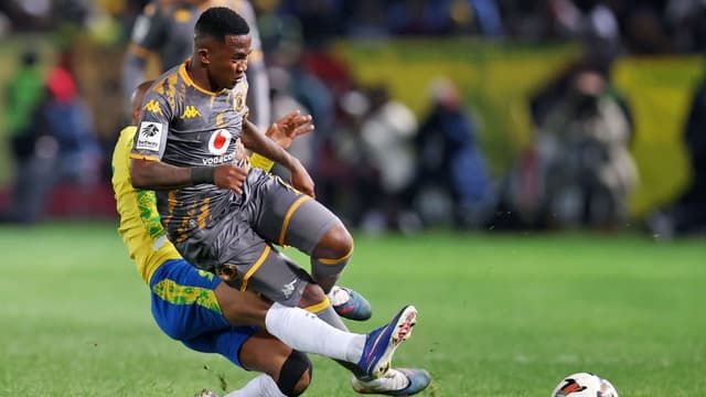 kaizer-chiefs-hopeful-as-mduduzi-shabalala-begins-recovery-from-broken-hand