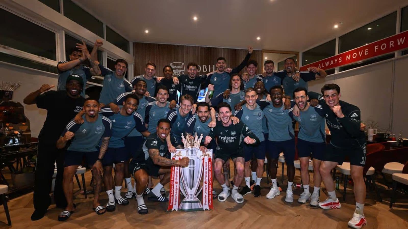 Bukayo Saka leads Arsenal's title celebrations as Gunners silence 'bottlers' taunt