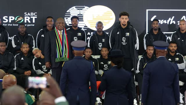 president-ramaphosa-promises-public-holiday-for-south-africa-when-bafana-lift-world-cup-1
