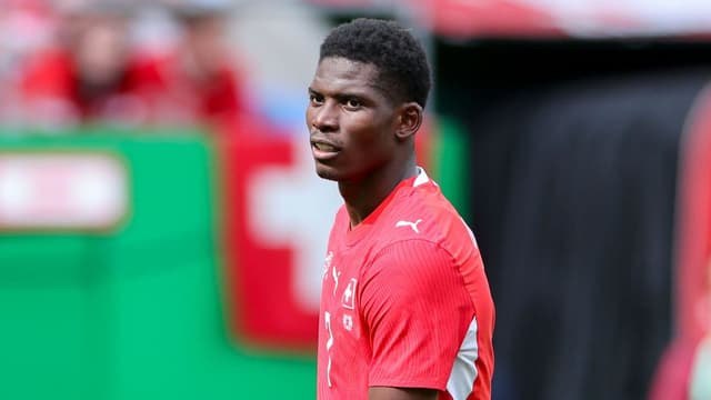 switzerland-await-visa-decision-as-breel-embolo-misses-flight-to-world-cup-camp