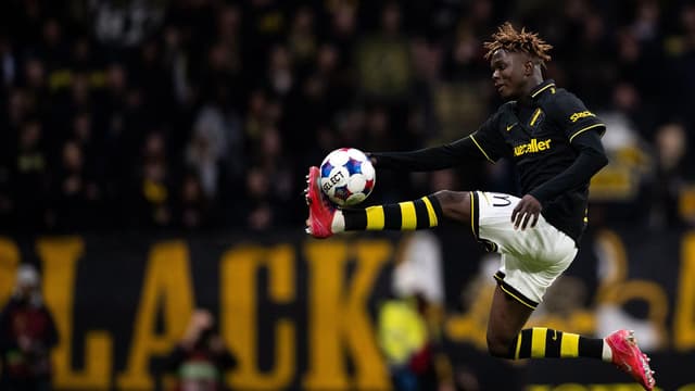brighton-and-hove-albion-snatch-nigerian-teen-zadok-yohanna-1