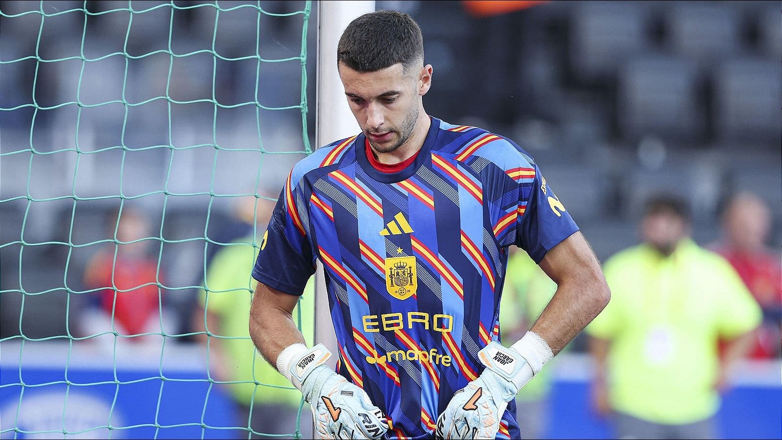 Joan Garcia 'thrives' under Barcelona spotlight as FIFA World Cup dream begins