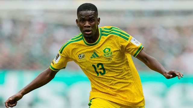 gayton-mc-kenzie-sends-message-to-sphephelo-sithole-after-bafana-bafana-collapse