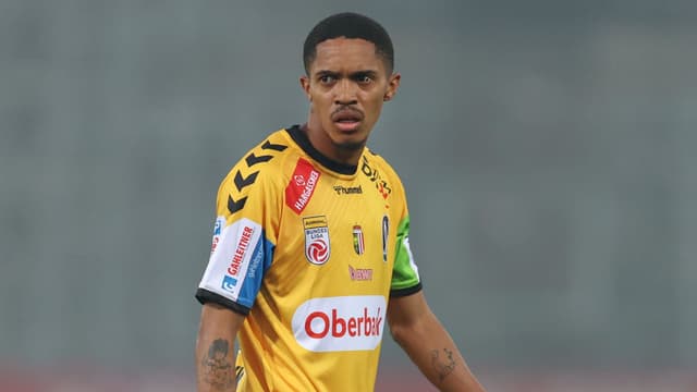 mamelodi-sundowns-complete-signing-of-winger-antonio-van-wyk-1