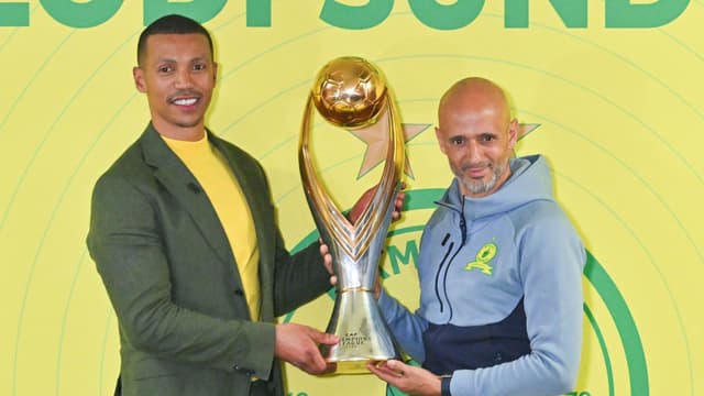 miguel-cardoso-hails-incredibly-supportive-sundowns-chairman-thlopie-motsepe-2
