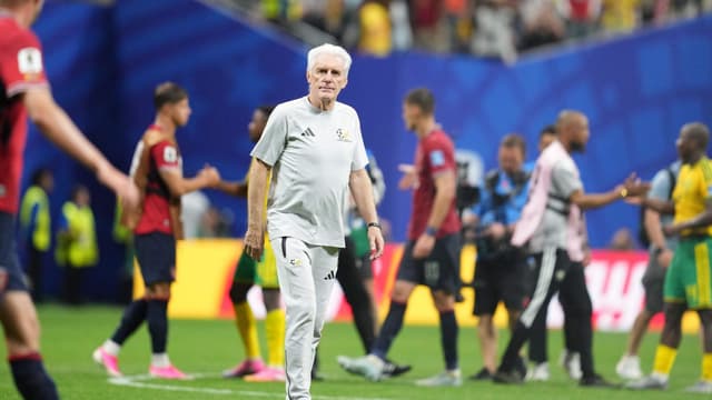 hugo-broos-praises-bafanas-fighting-spirit-after-hard-earned-1-1-draw-with-czechia-2