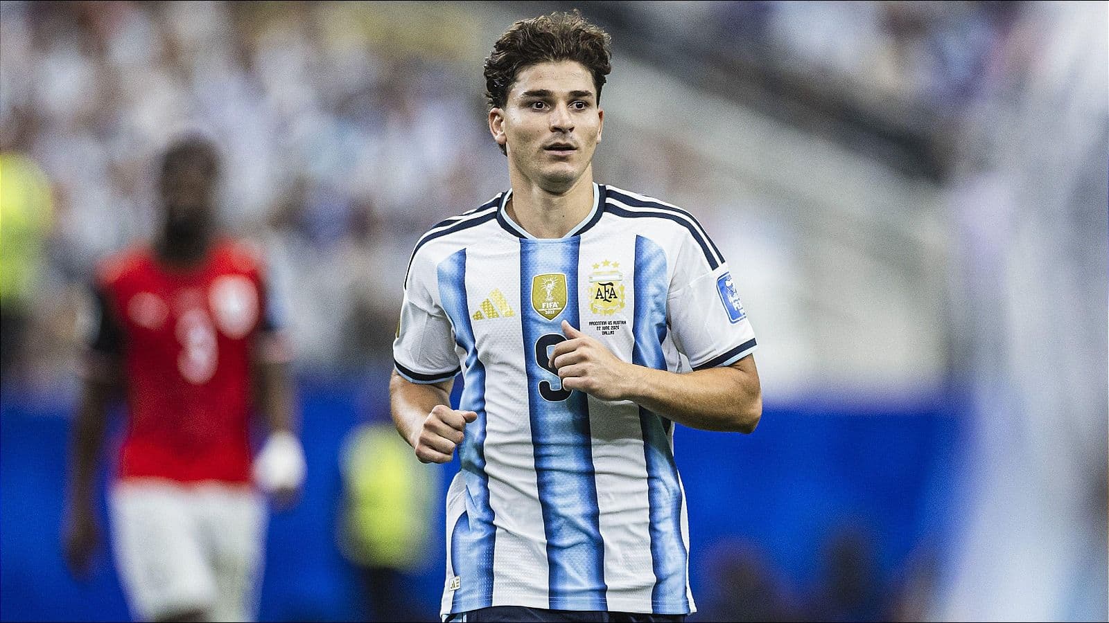 Julian Alvarez signals Atletico Madrid exit to "fulfil his dream"