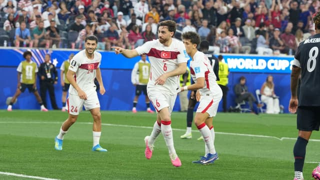 australia-seal-world-cup-knockout-spot-as-usa-suffer-first-defeat-against-turkey