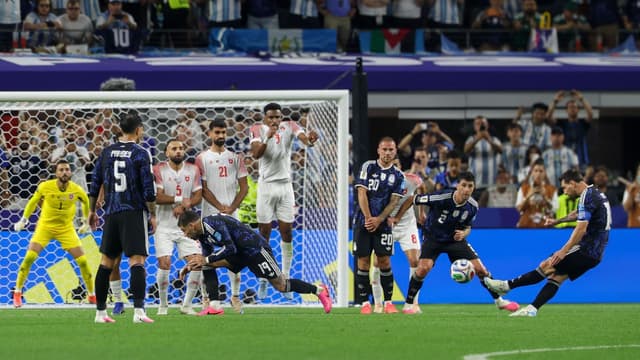 messi-magic-off-the-bench-as-argentina-cruise-into-knockouts-with-perfect-record