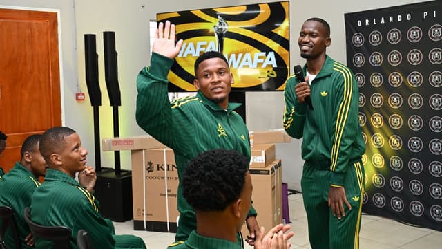 lebitso-excited-for-gavin-hunt-reunion-at-stellenbosch-2