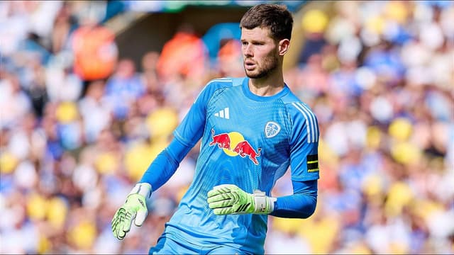 illan-meslier-targets-silverware-after-completing-arsenal-transfer